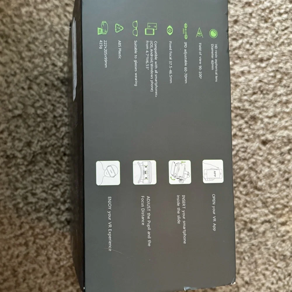 Virtual Reality Shinecon Glasses NIB w/Cover & Accessories